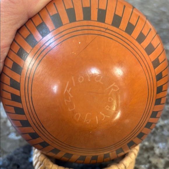 Handcrafted Terracotta and Black Pottery Vase - Picture 4 of 4